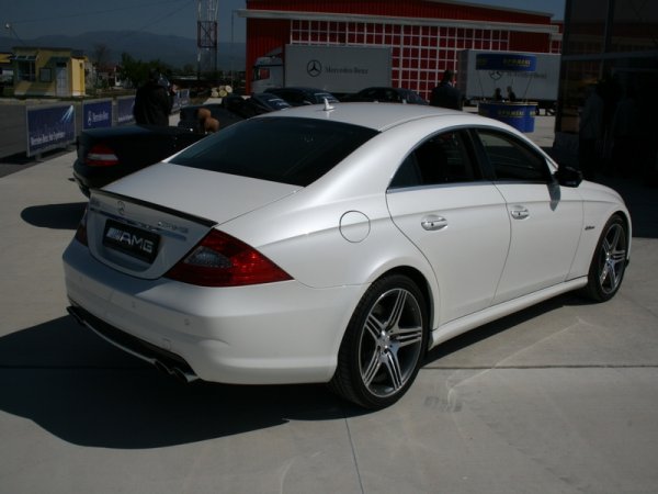 "ОЧАРОВАНИЕ БЕЗ КРАЙ" - ексклузивното роудшоу Mercedes-Benz Star Experience